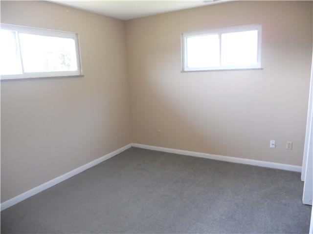 263 South Hamilton Road Columbus, OH 43230 - Photo 4 of 12