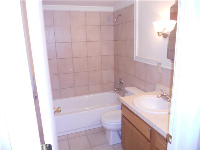 263 South Hamilton Road Columbus, OH 43230 - Photo 5 of 12