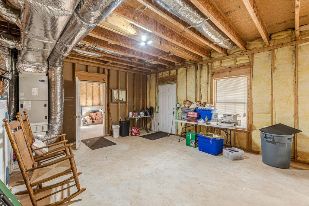 4346 Leola Road Douglasville, GA 30135 - Photo 44 of 59 a view of an empty room with window