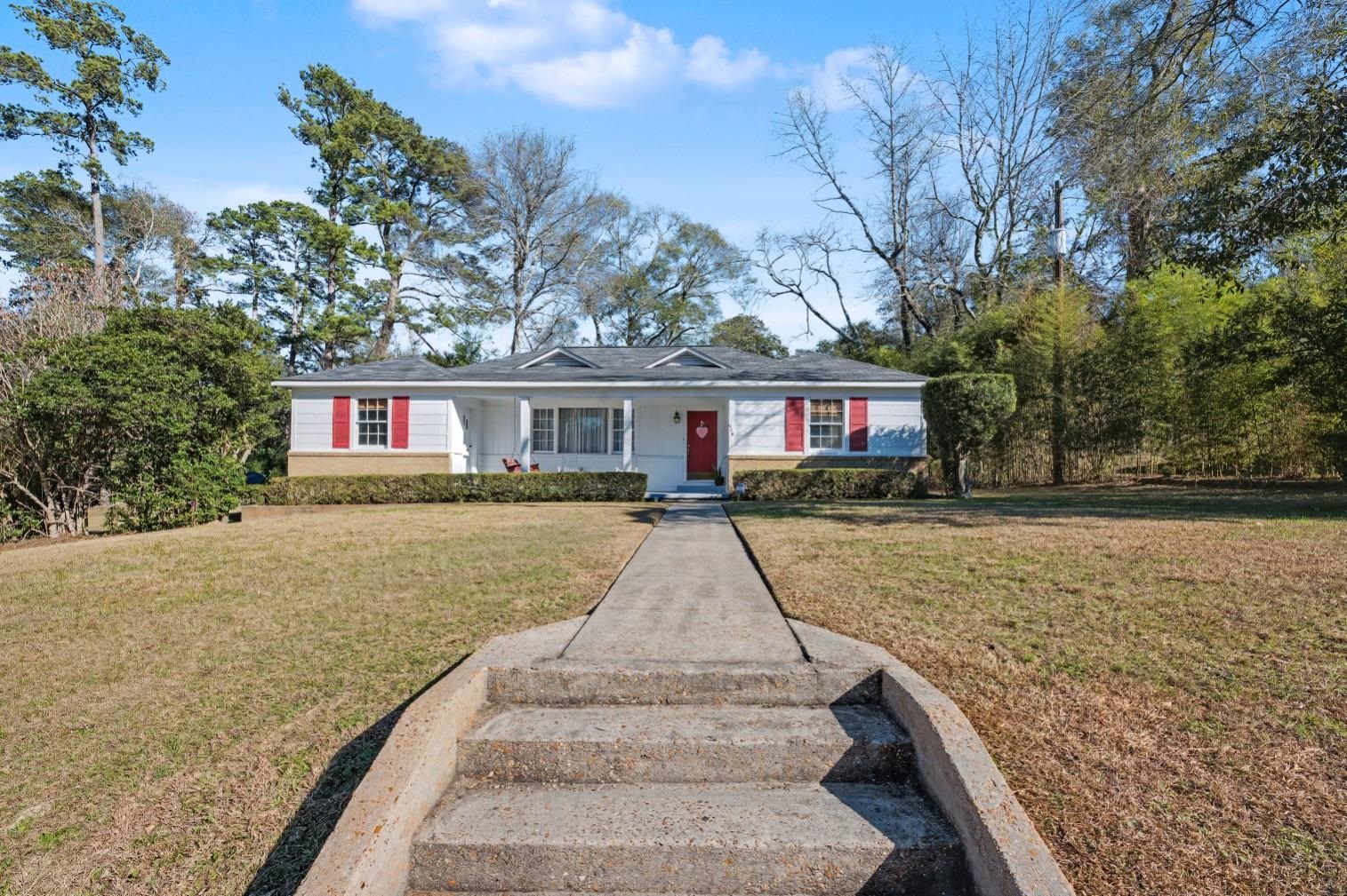 528 4th Street Jasper, TX 75951 - Photo 1 of 22