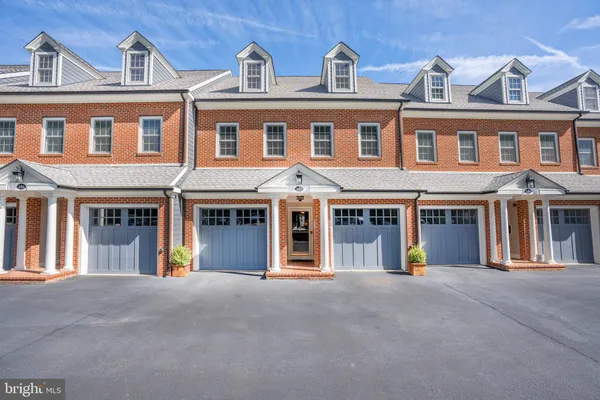 $799,900 | 118 Bancroft Mills Road, Wilmington, DE 19806