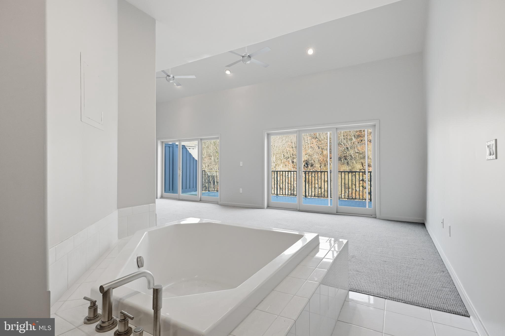 118 Bancroft Mills Road Wilmington, DE 19806 - Photo 28 of 36 a view of an empty room with a window