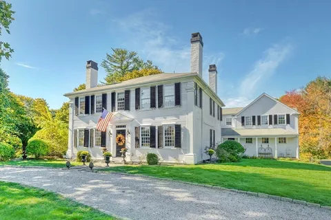$3,199,000 | 107 Westford Road, Concord, MA 01742