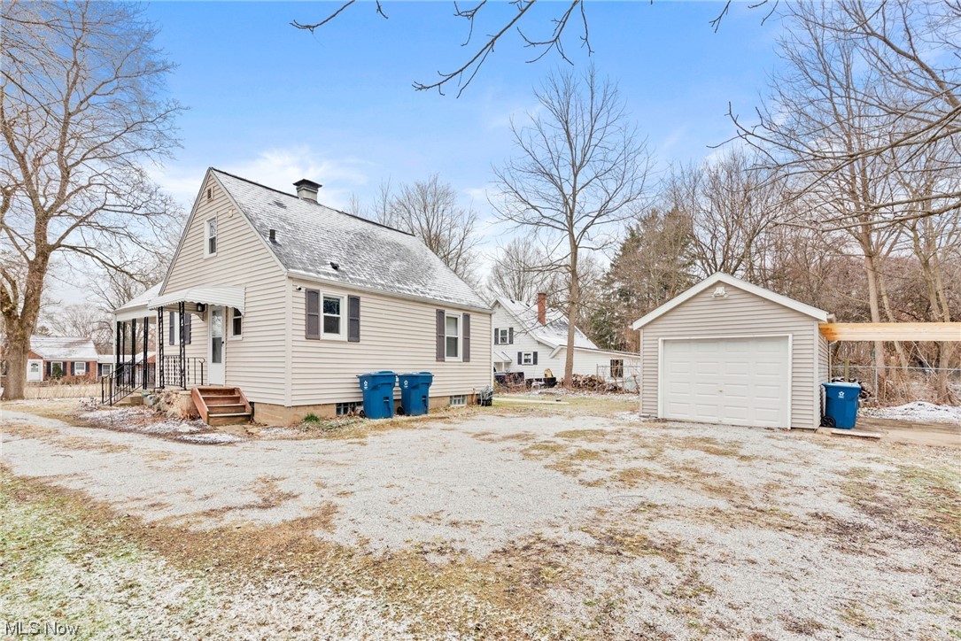 1219 Schocalog Road Akron, OH 44320 - Photo 27 of 31