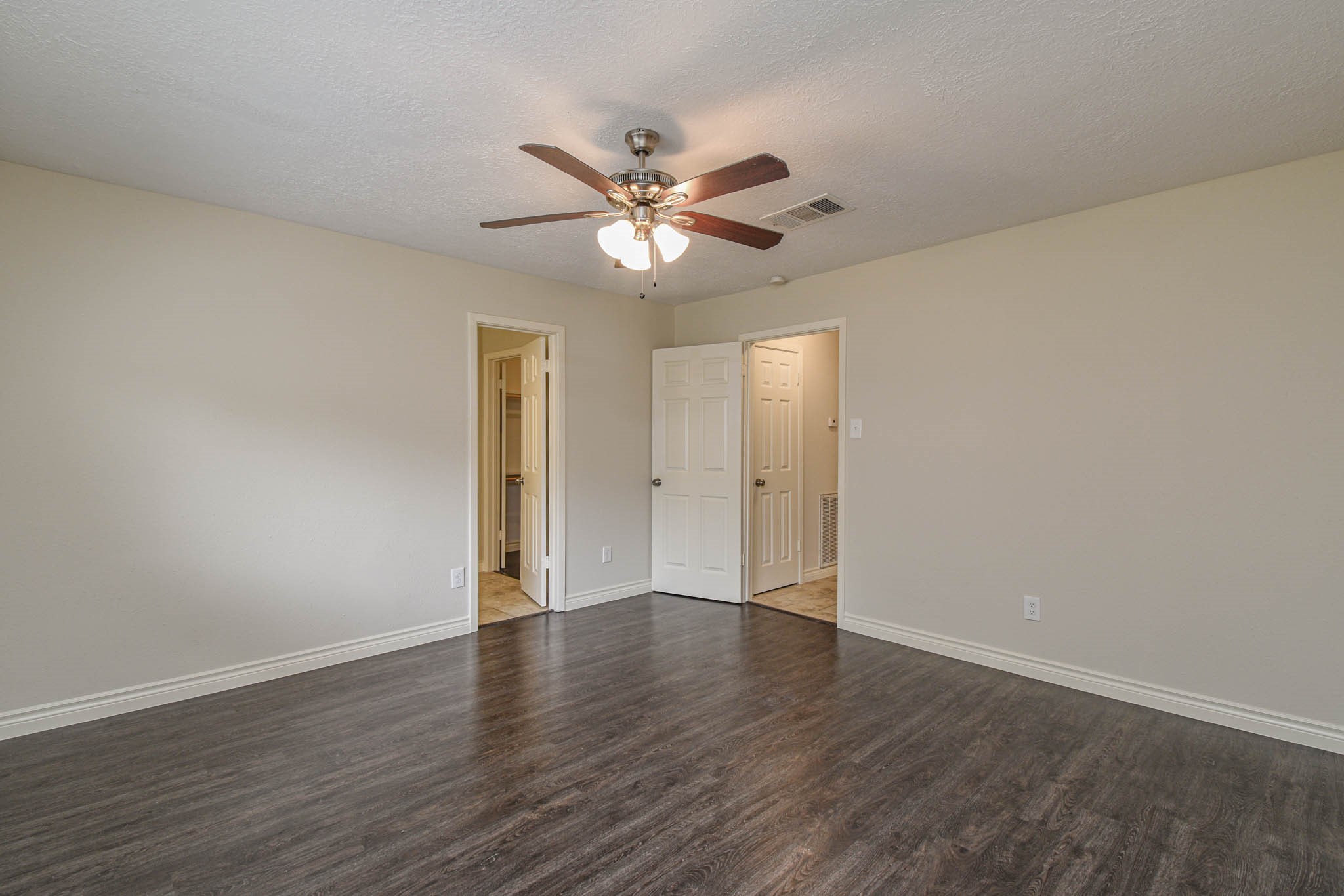 4922 Bridgemont Lane Spring, TX 77388 - Photo 11 of 24