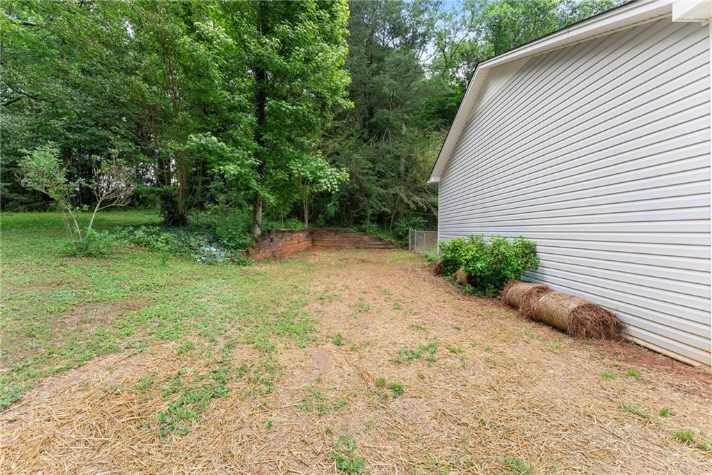 6411 Narramore Way Lula, GA 30554 - Photo 40 of 49