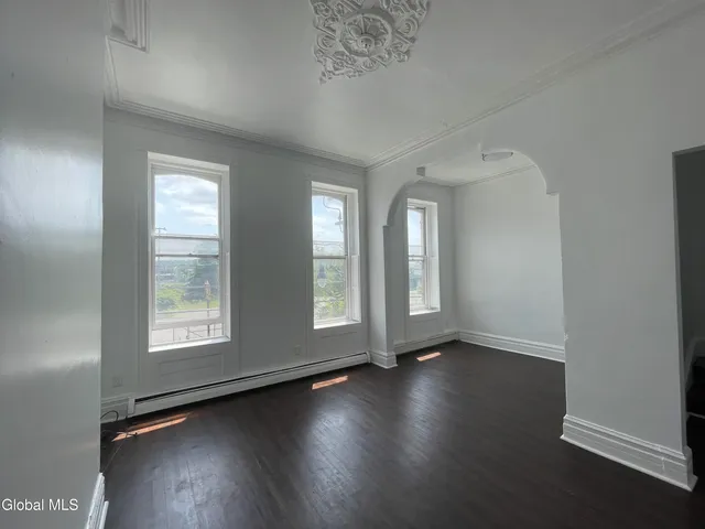 $1,750 | 475 South Pearl Street, Unit 2, Albany, NY 12202