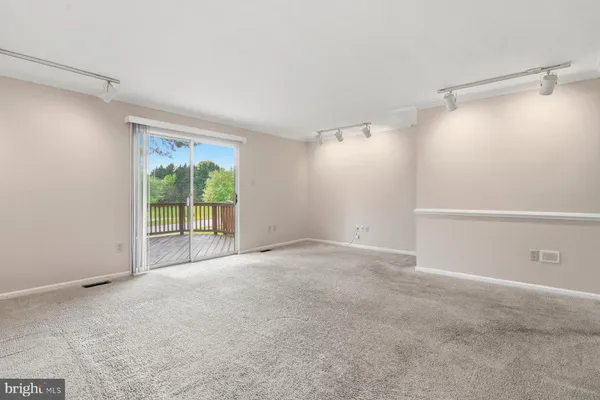 $320,000 | 400 Doral Court, Westminster, MD 21158