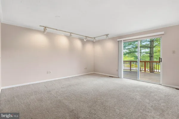 $320,000 | 400 Doral Court, Westminster, MD 21158