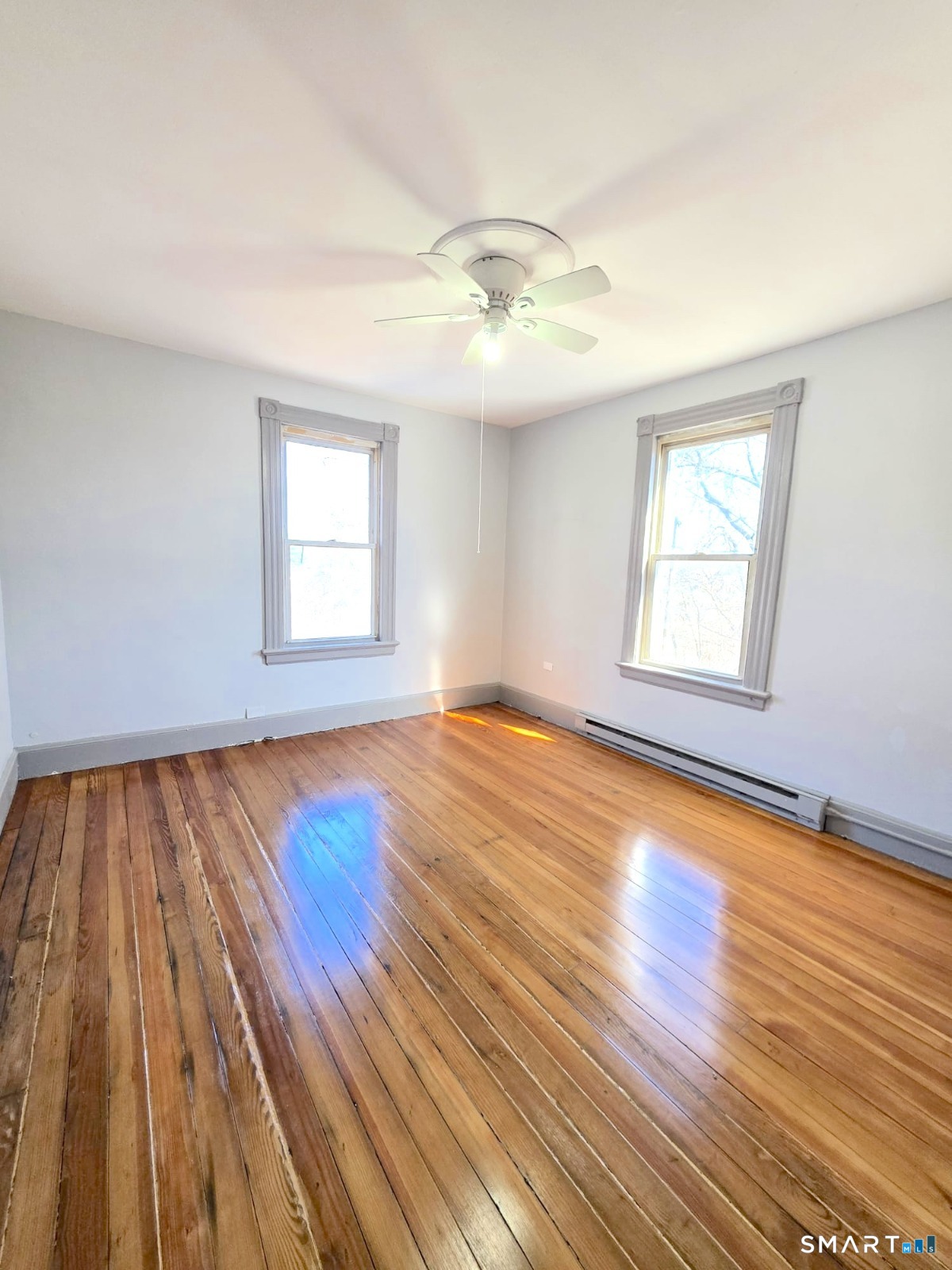 241 Congress Avenue Waterbury, CT 06708 - Photo 2 of 3