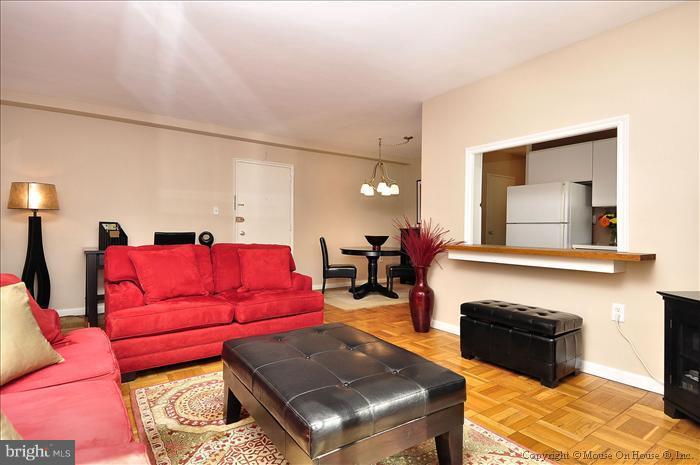 4100 W Street Northwest, Unit 314 Washington, DC 20007 - Photo 18 of 19 Living Room