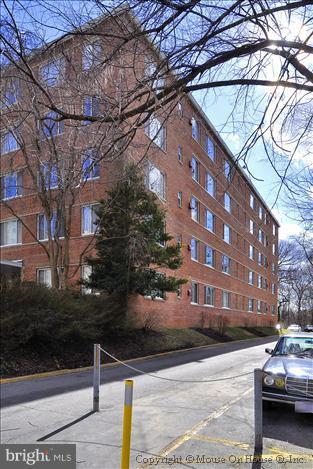 4100 W Street Northwest, Unit 314 Washington, DC 20007 - Photo 4 of 19 Exterior (General)