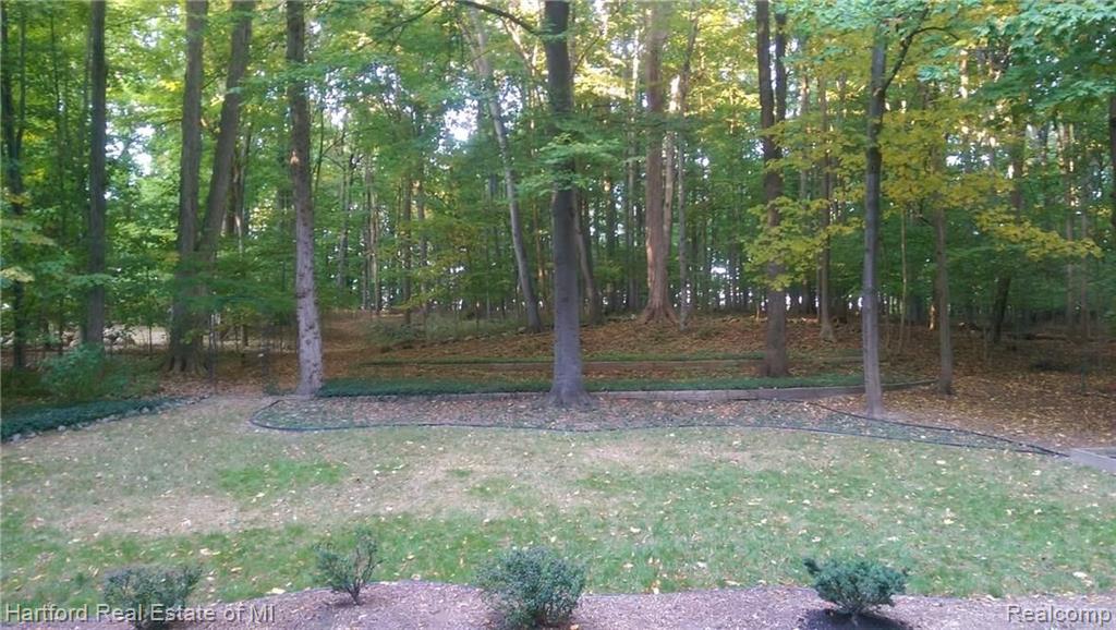 36430 Howard Road Farmington Hills, MI 48331 - Photo 40 of 43