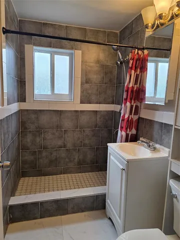 $2,000 | 501 North J Street, Unit 2, Lake Worth Beach, FL 33460