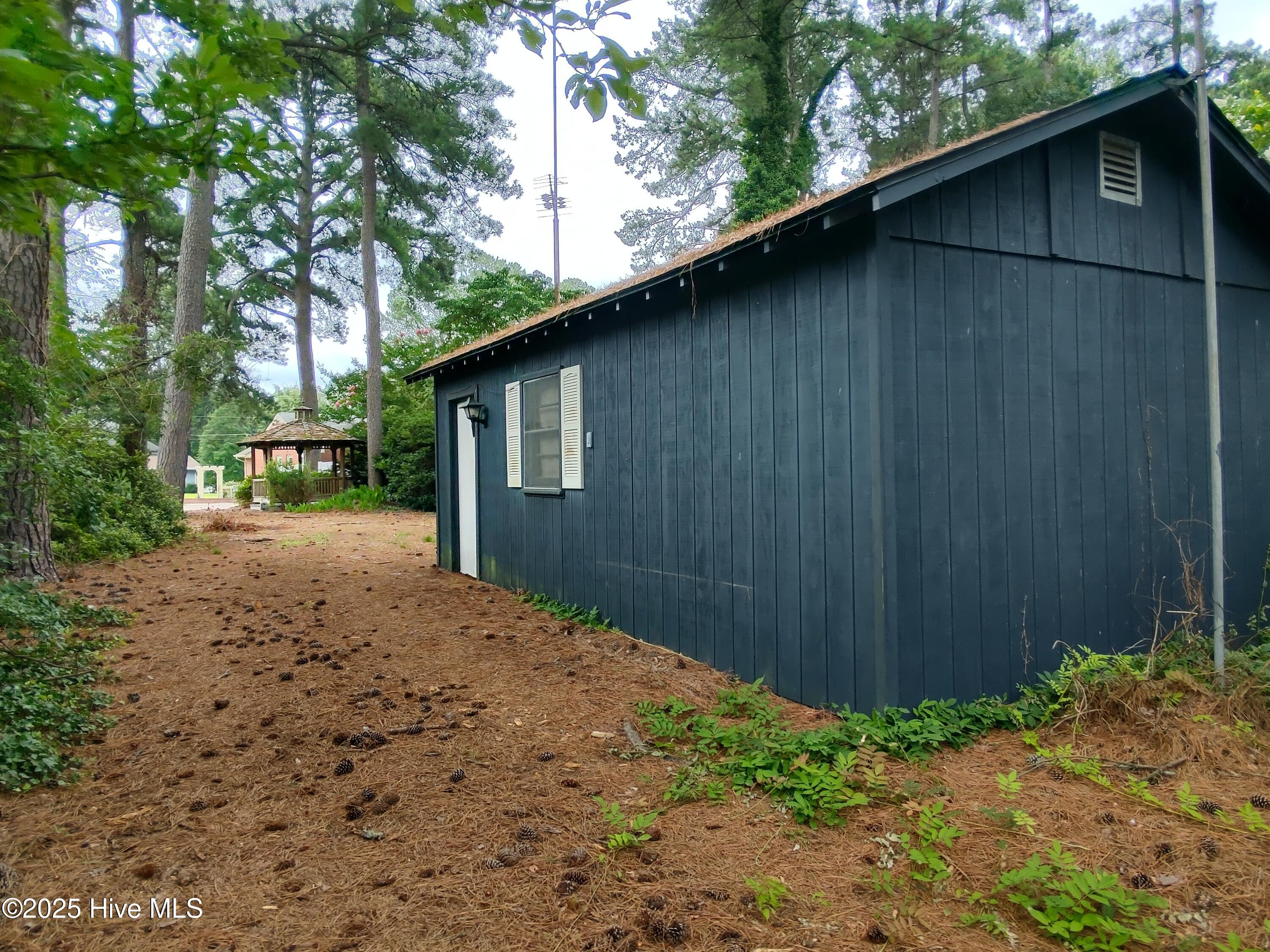 1109 Treemont Road Northwest Wilson, NC 27896 - Photo 19 of 20 building/ workshop