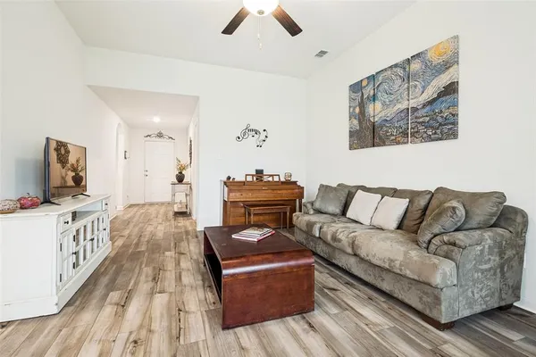 $269,000 | 13519 Beaverhead Street, Ponder, TX 76259