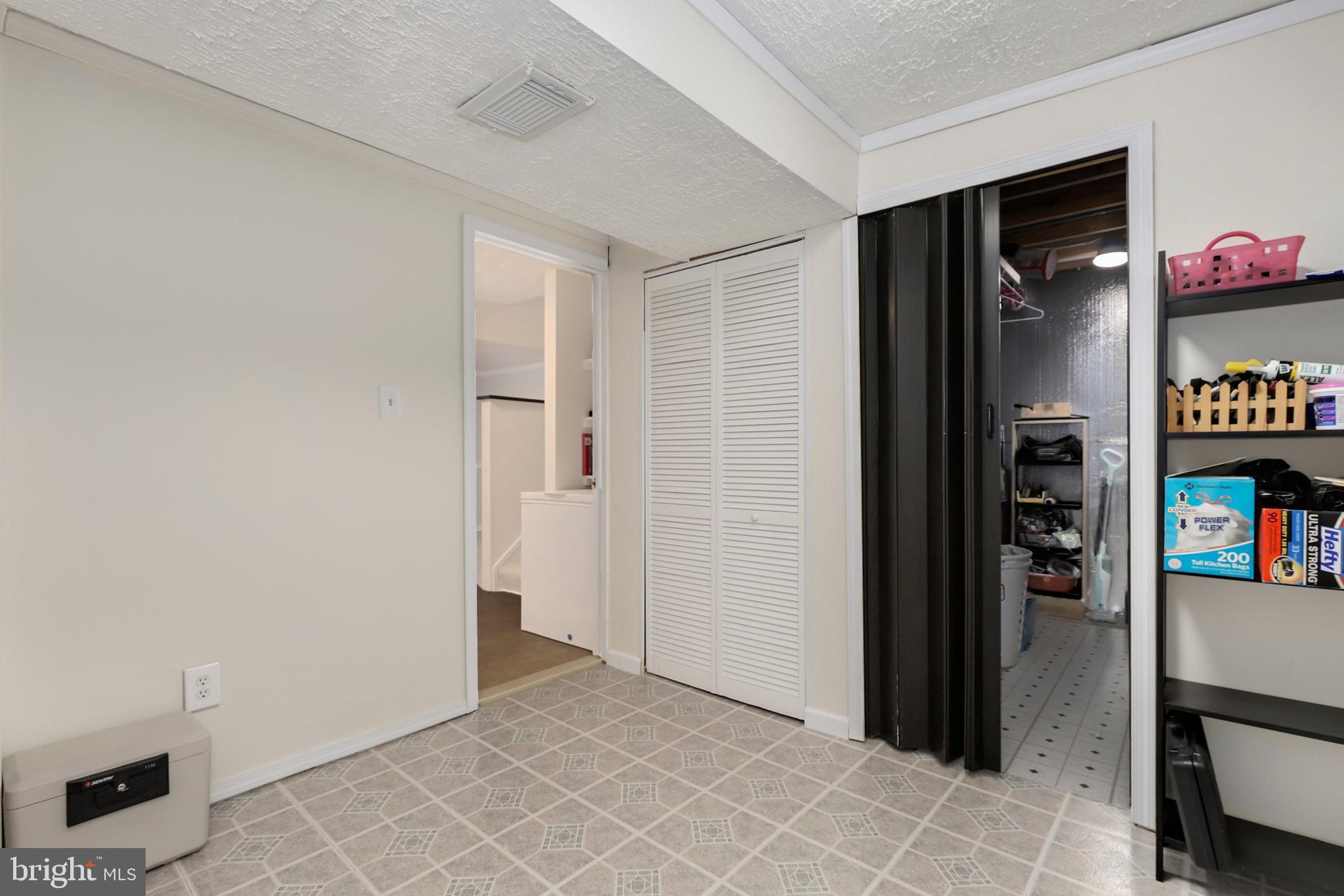 7500 Aspenpark Road Lorton, VA 22079 - Photo 31 of 47 Gallery Image 31