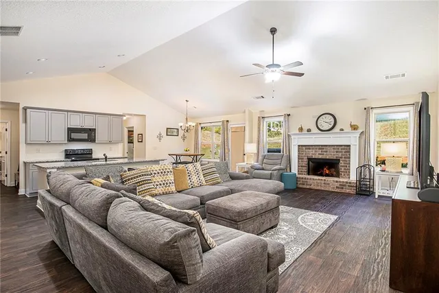 $350,000 | 323 Emily Forest Way, Pendergrass, GA 30567