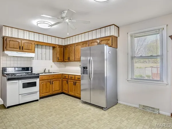 $235,000 | 627 Mark Drive, Waterloo, IL 62298