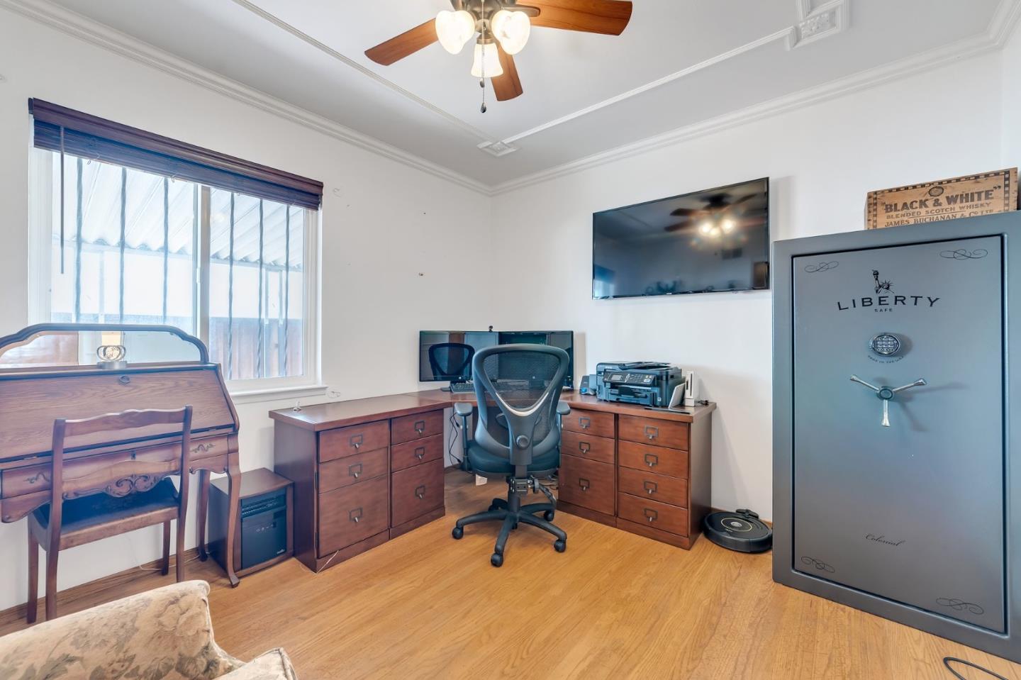 6826 Mayhews Landing Road Newark, CA 94560 - Photo 17 of 39 Gallery Image 17