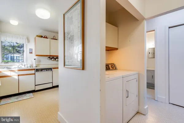 $2,100,000 | 28 Delaware Avenue, Rehoboth Beach, DE 19971