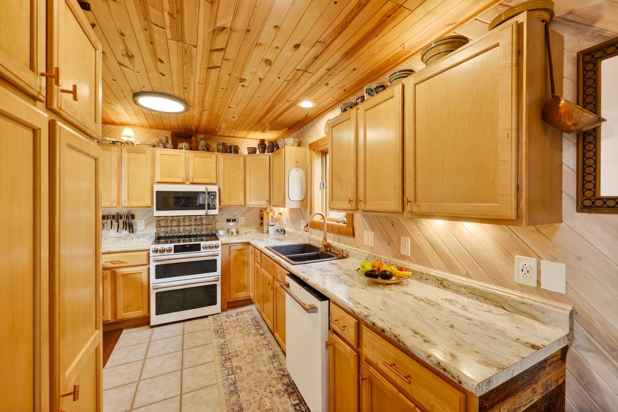 55 Bowman Road, Unit 308 Wisconsin Dells, WI 53965 - Photo 34 of 90