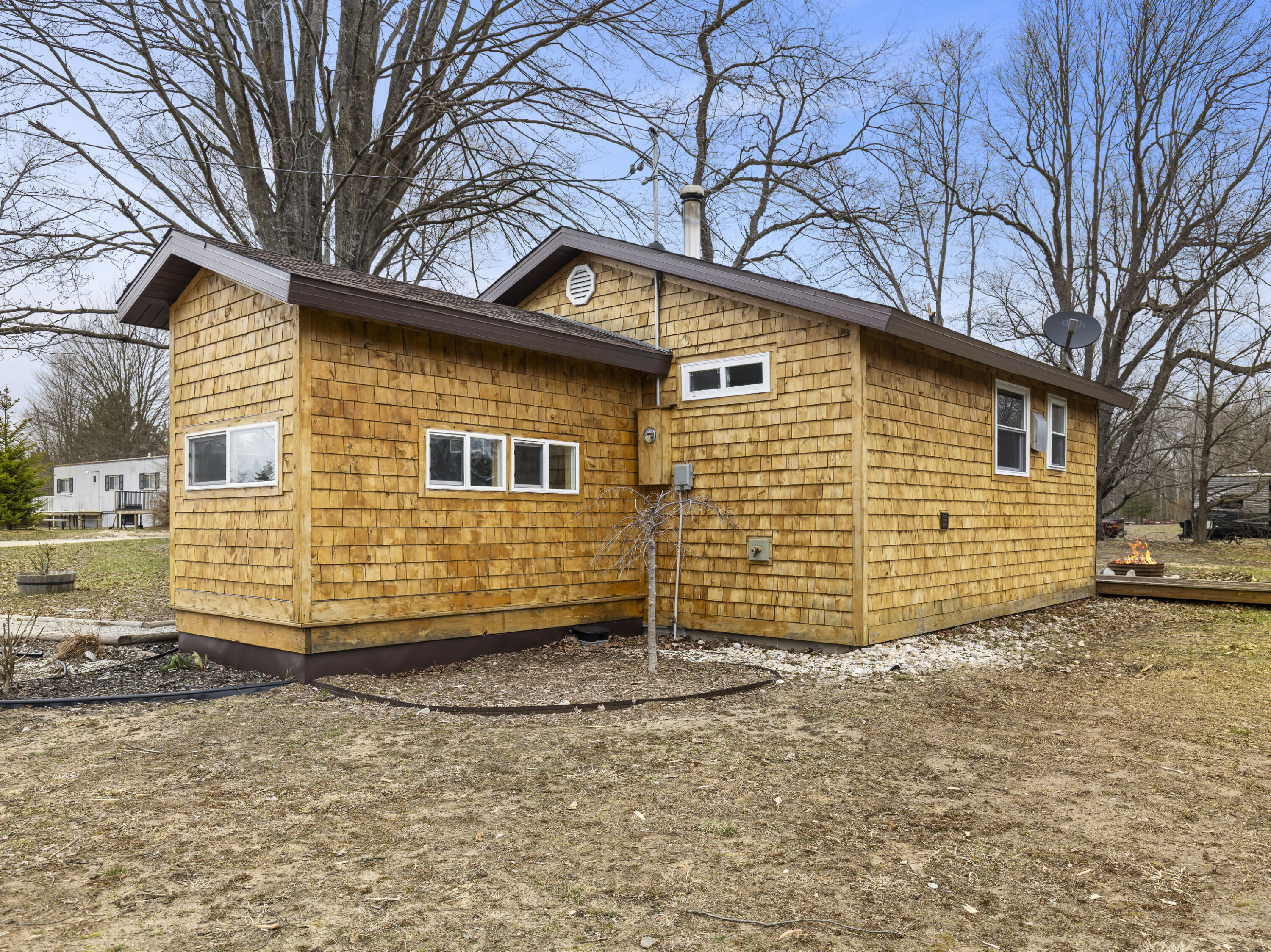 17055 State Street Copemish, MI 49625 - Photo 2 of 22 0S5A3242