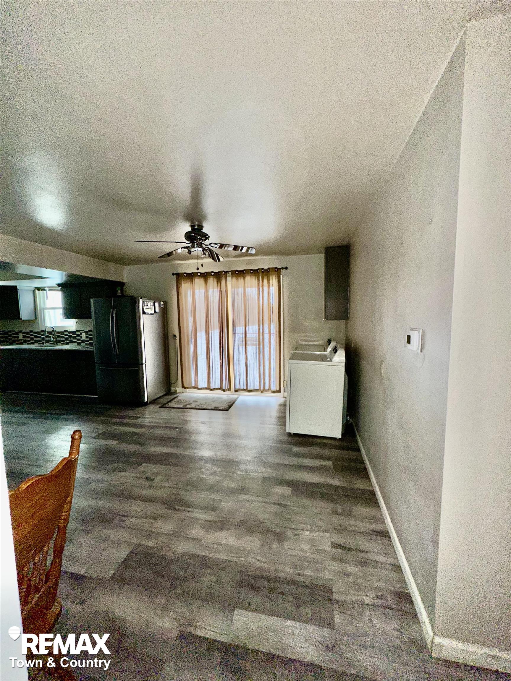 5202 North Center Road Flint, MI 48506 - Photo 5 of 19 50167007-f980d18c-91d8-4ea6-b5b1-dd80745e5373.JPG
