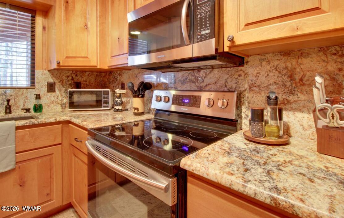 2832 Aspen Road Pinetop, AZ 85935 - Photo 12 of 32 Gallery Image 12