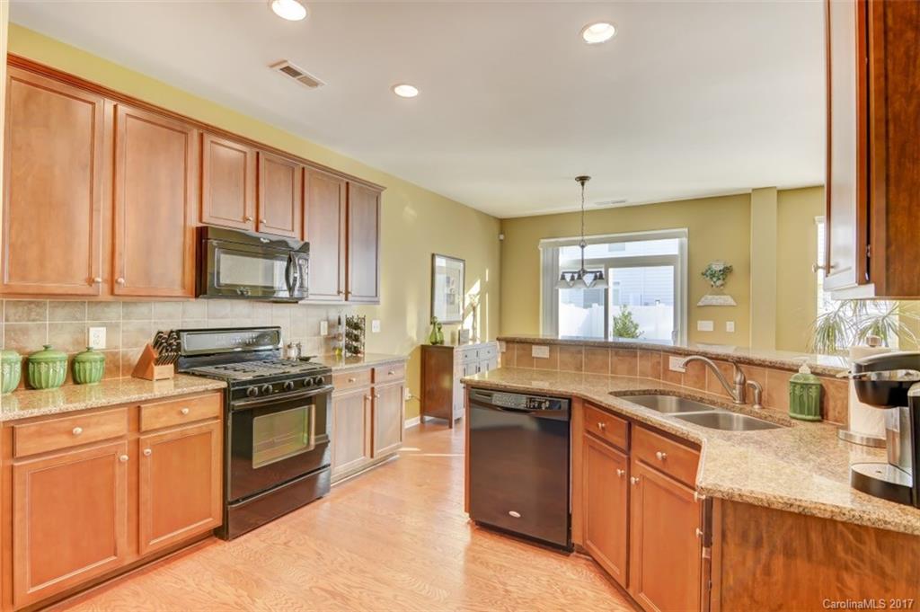 11113 Sandstone Road, Unit 191 Charlotte, NC 28277 - Photo 7 of 24 Gallery Image 7
