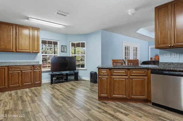 $598,000 | 10130 Road 307, Perkinston, MS 39573