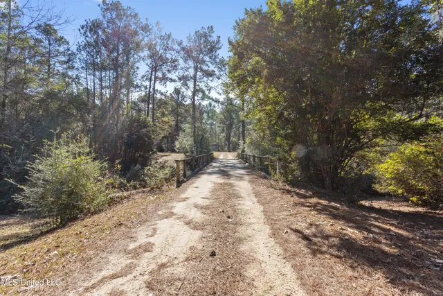 $598,000 | 10130 Road 307, Perkinston, MS 39573