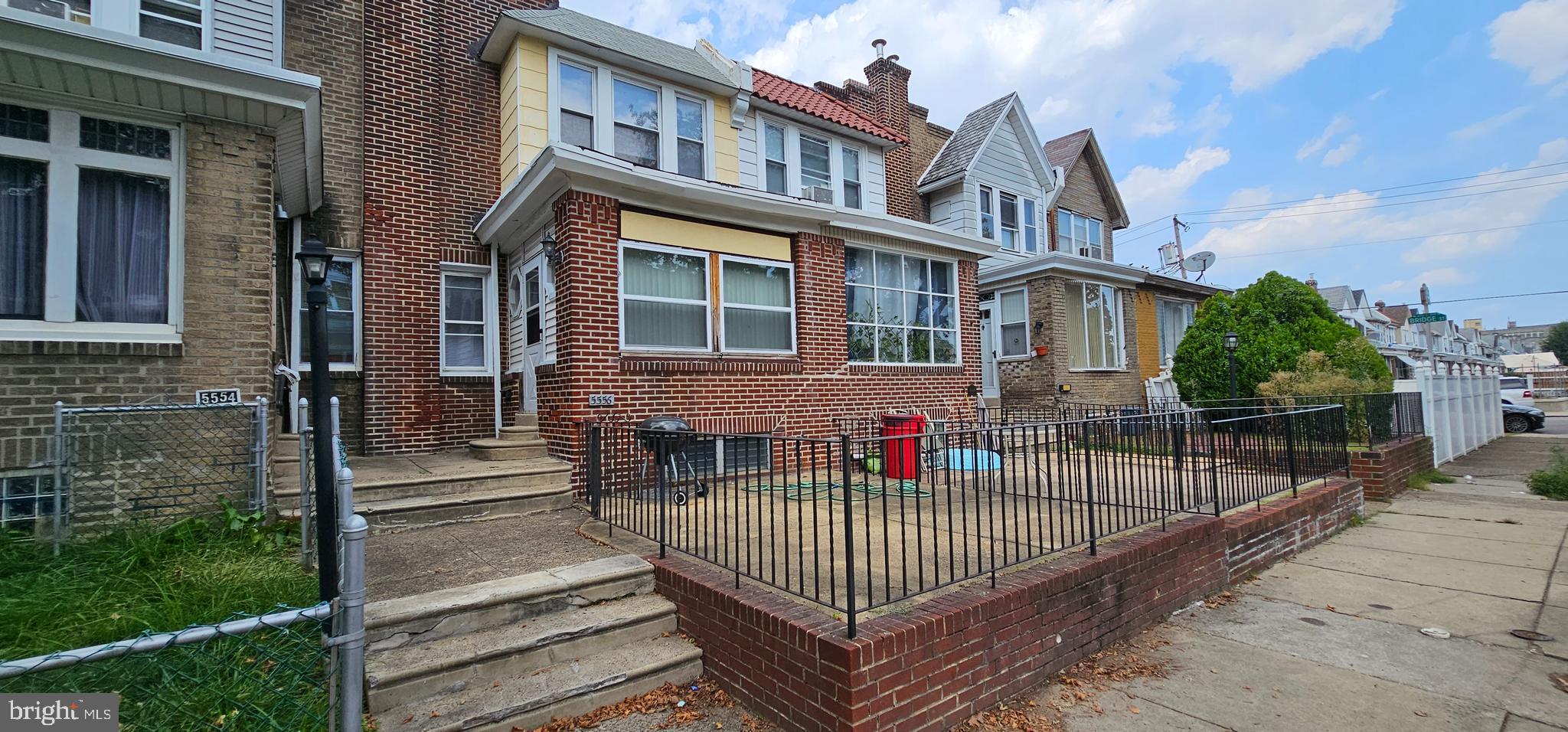 5556 Miriam Road Philadelphia, PA 19124 - Photo 2 of 30