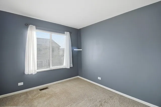 $2,700 | 1023 Piccolo Lane, Volo, IL 60073