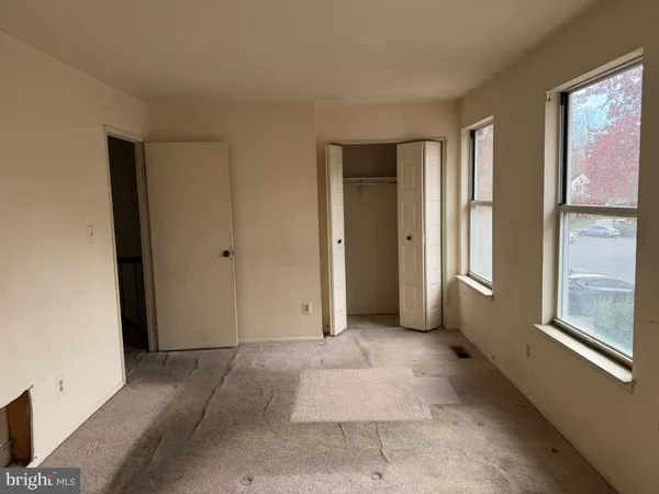 $300,000 | 7047 Palamar Turn, Lanham, MD 20706