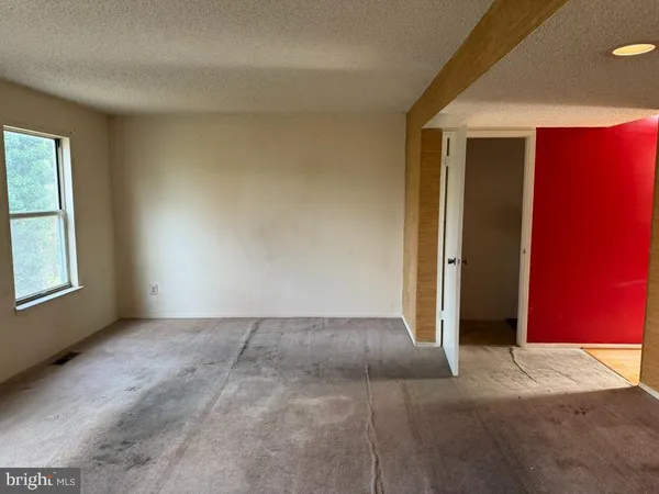 $300,000 | 7047 Palamar Turn, Lanham, MD 20706