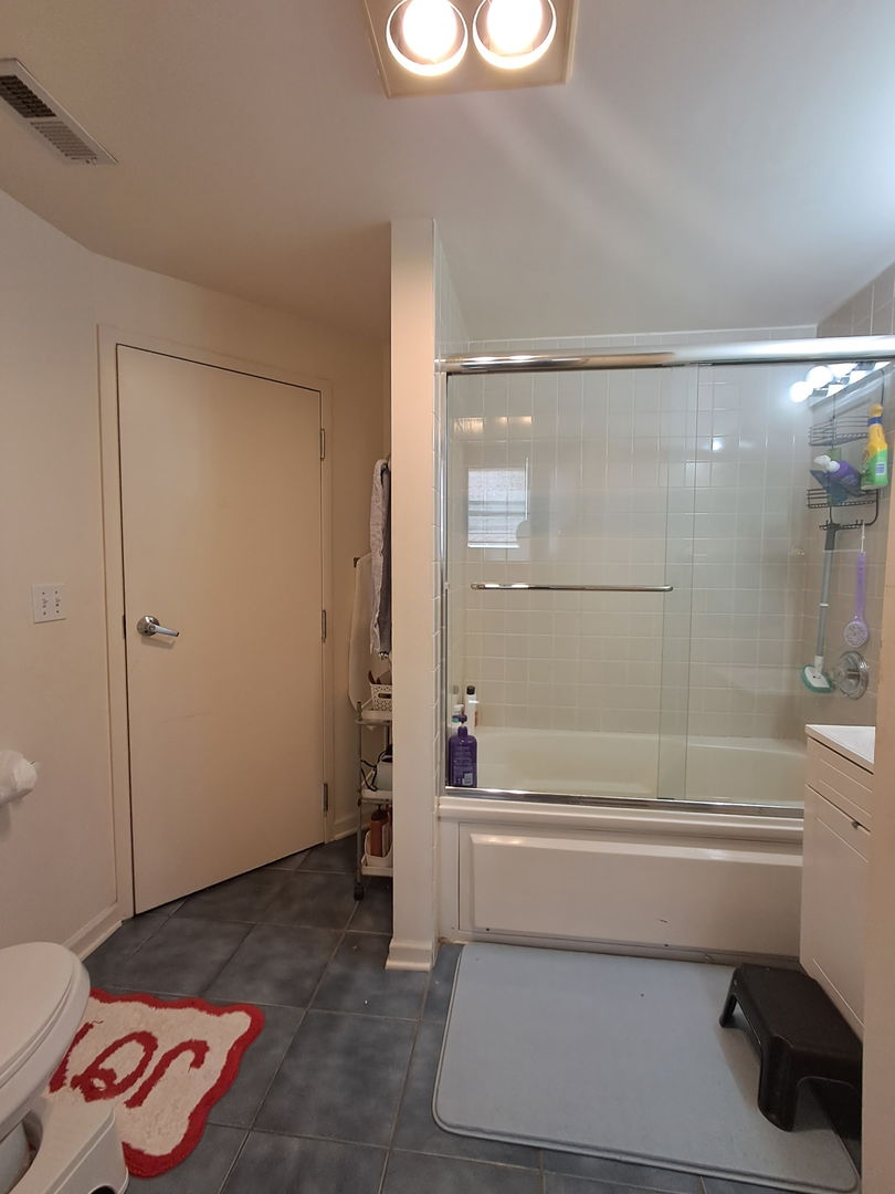 1019 West Jackson Boulevard, Unit 2J Chicago, IL 60607 - Photo 9 of 16