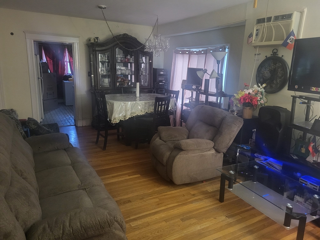 9 Partridge Terrace Everett, MA 02149 - Photo 9 of 29