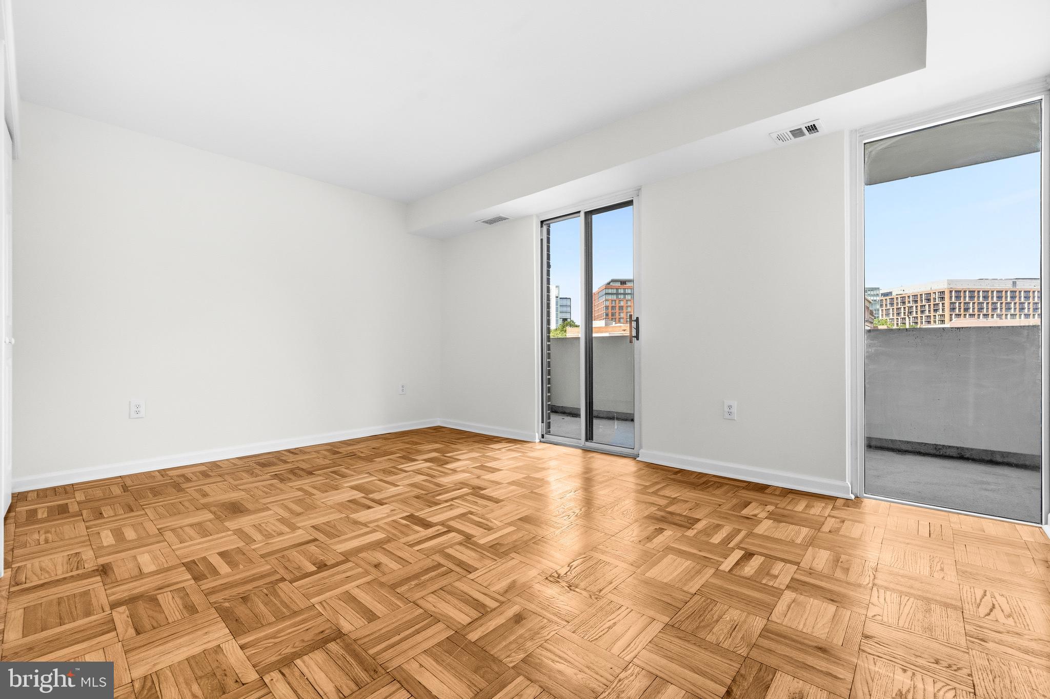 700 7th Street Southwest, Unit 126 Washington, DC 20024 - Photo 13 of 37