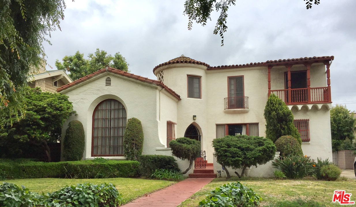 2002 Buckingham Road Los Angeles, CA 90016 - Photo 1 of 12 Gallery Image 1