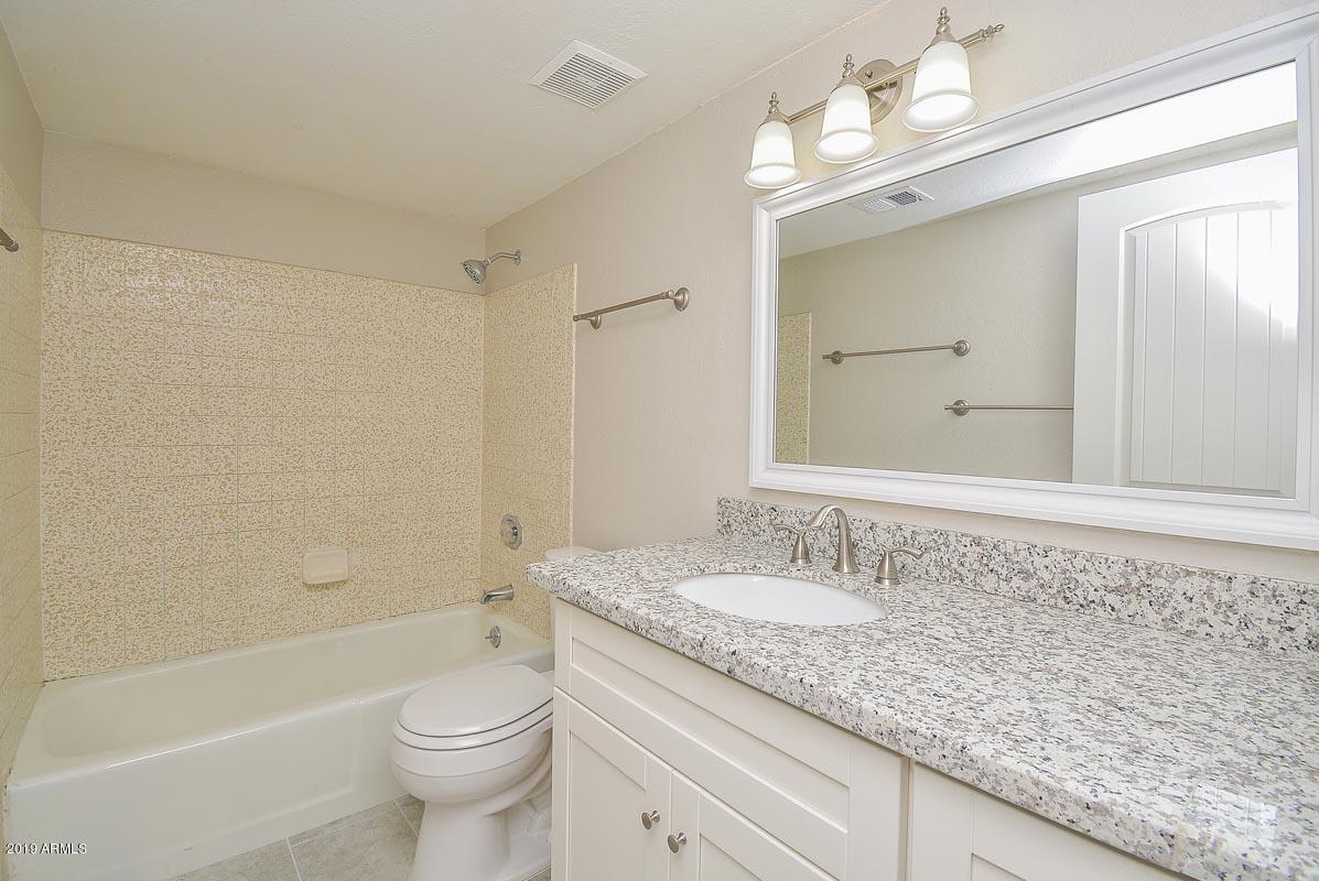 3935 West Calavar Road Phoenix, AZ 85053 - Photo 13 of 27 Hall Bath