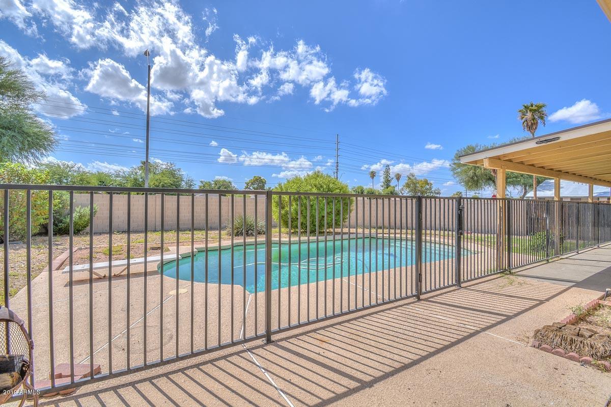 3935 West Calavar Road Phoenix, AZ 85053 - Photo 27 of 27 Backyard