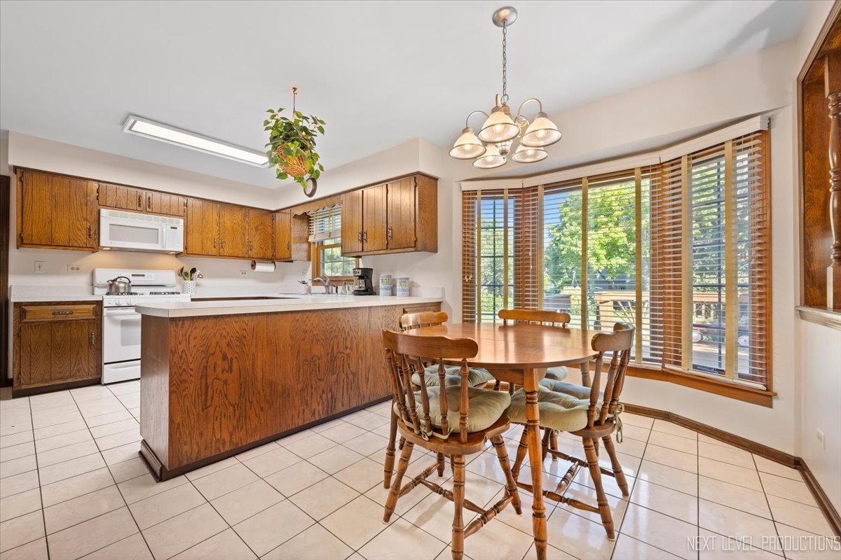 1529 Brookdale Road Naperville, IL 60563 - Photo 14 of 42 Gallery Image 14
