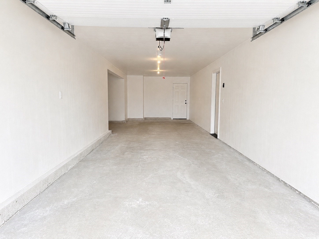 57 Castine Street, Unit 1 Worcester, MA 01606 - Photo 25 of 27