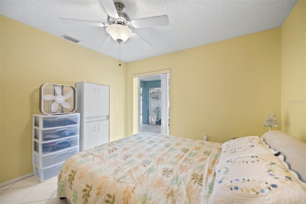 1148 Royal Road Venice, FL 34293 - Photo 11 of 56 Gallery Image 11