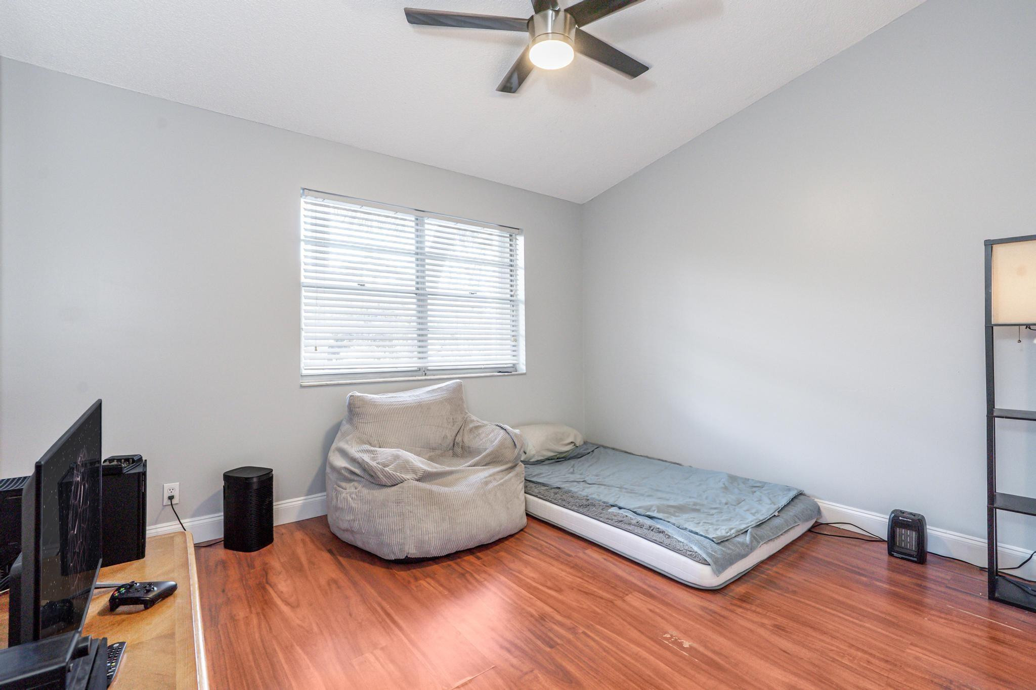 79 Southwest 3rd Street Pompano Beach, FL 33060 - Photo 13 of 24 Photo 13