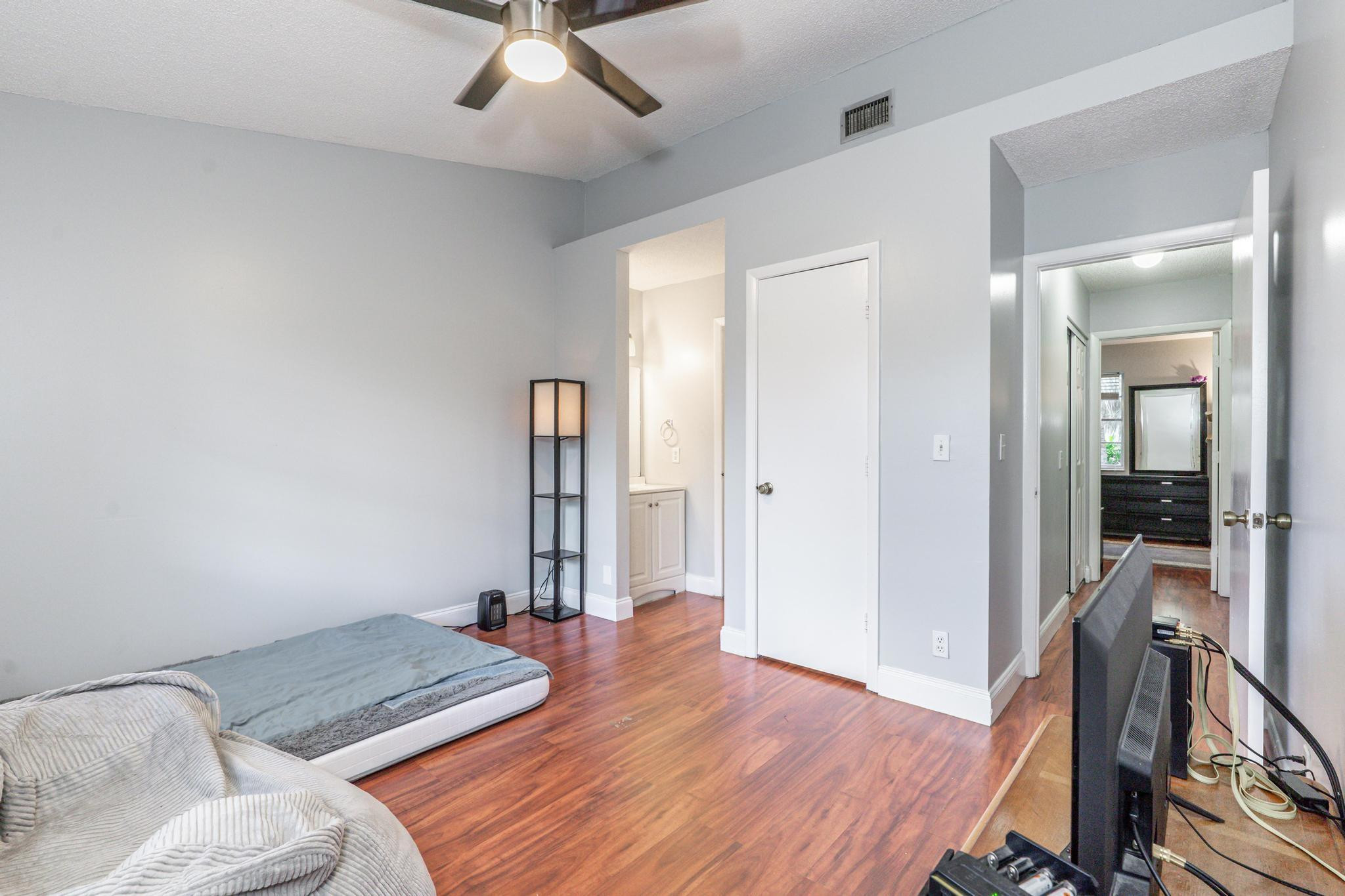 79 Southwest 3rd Street Pompano Beach, FL 33060 - Photo 14 of 24 Photo 14