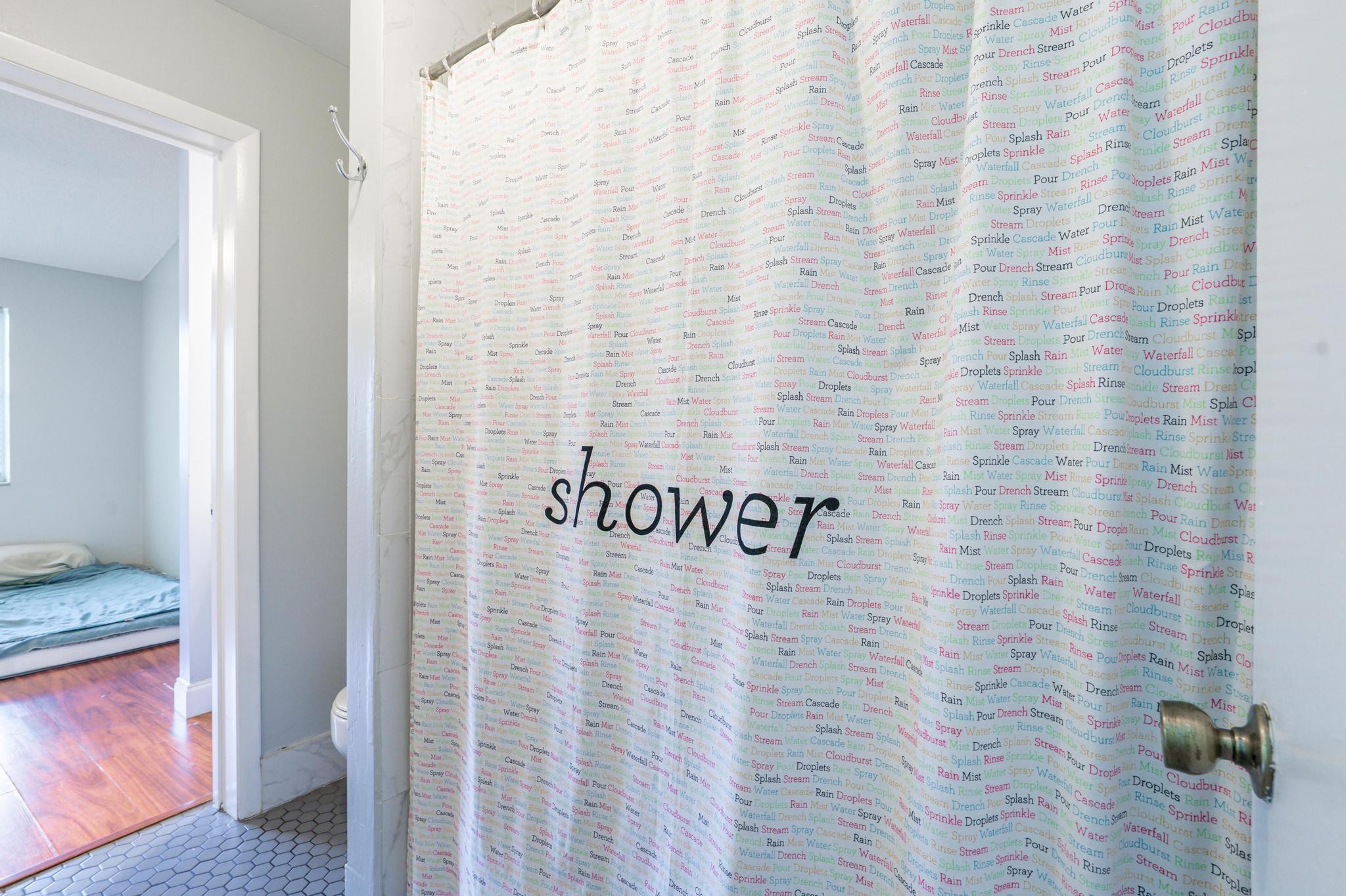 79 Southwest 3rd Street Pompano Beach, FL 33060 - Photo 16 of 24 Shared Bathroom with both rooms upstairs