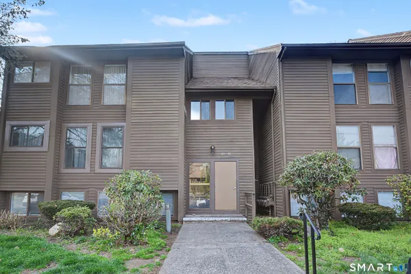 $235,000 | 900 Mix Avenue, Unit 60, Hamden, CT 06514