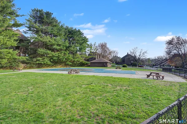 $235,000 | 900 Mix Avenue, Unit 60, Hamden, CT 06514